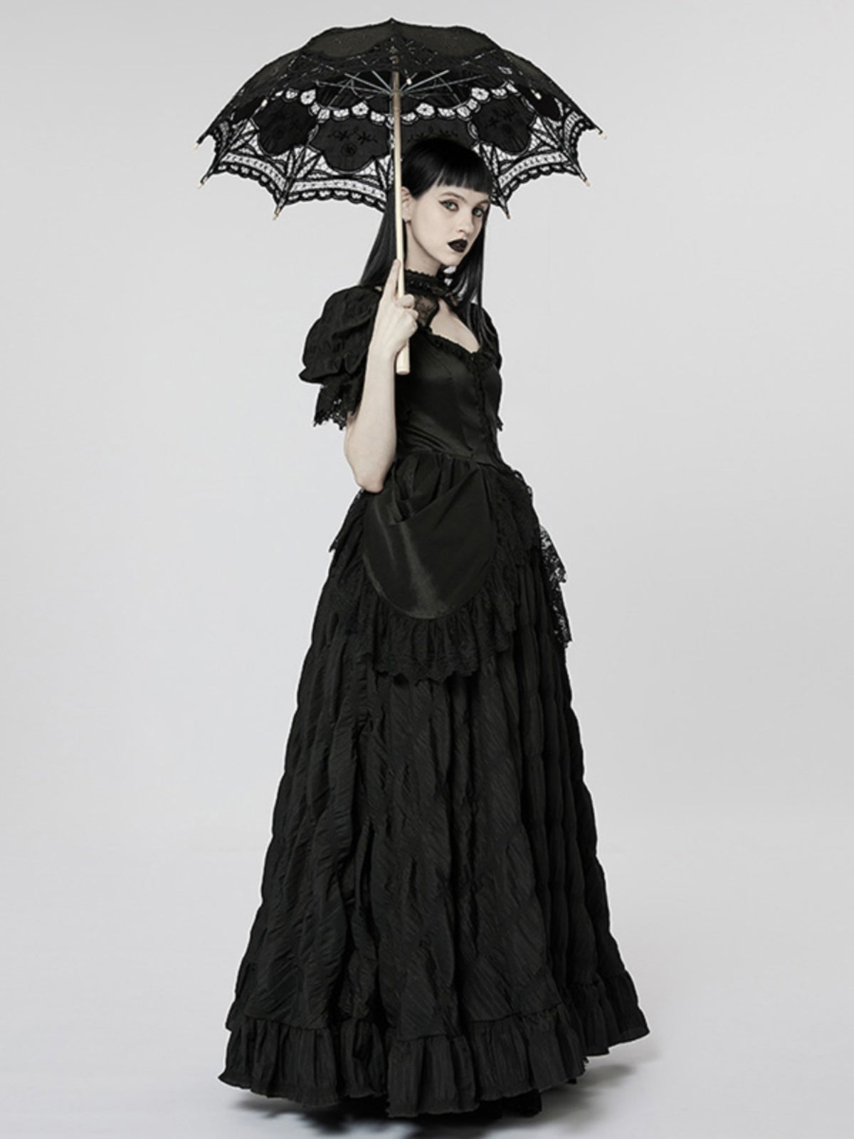 Layered Gown Short-Sleeve Luxury Dress