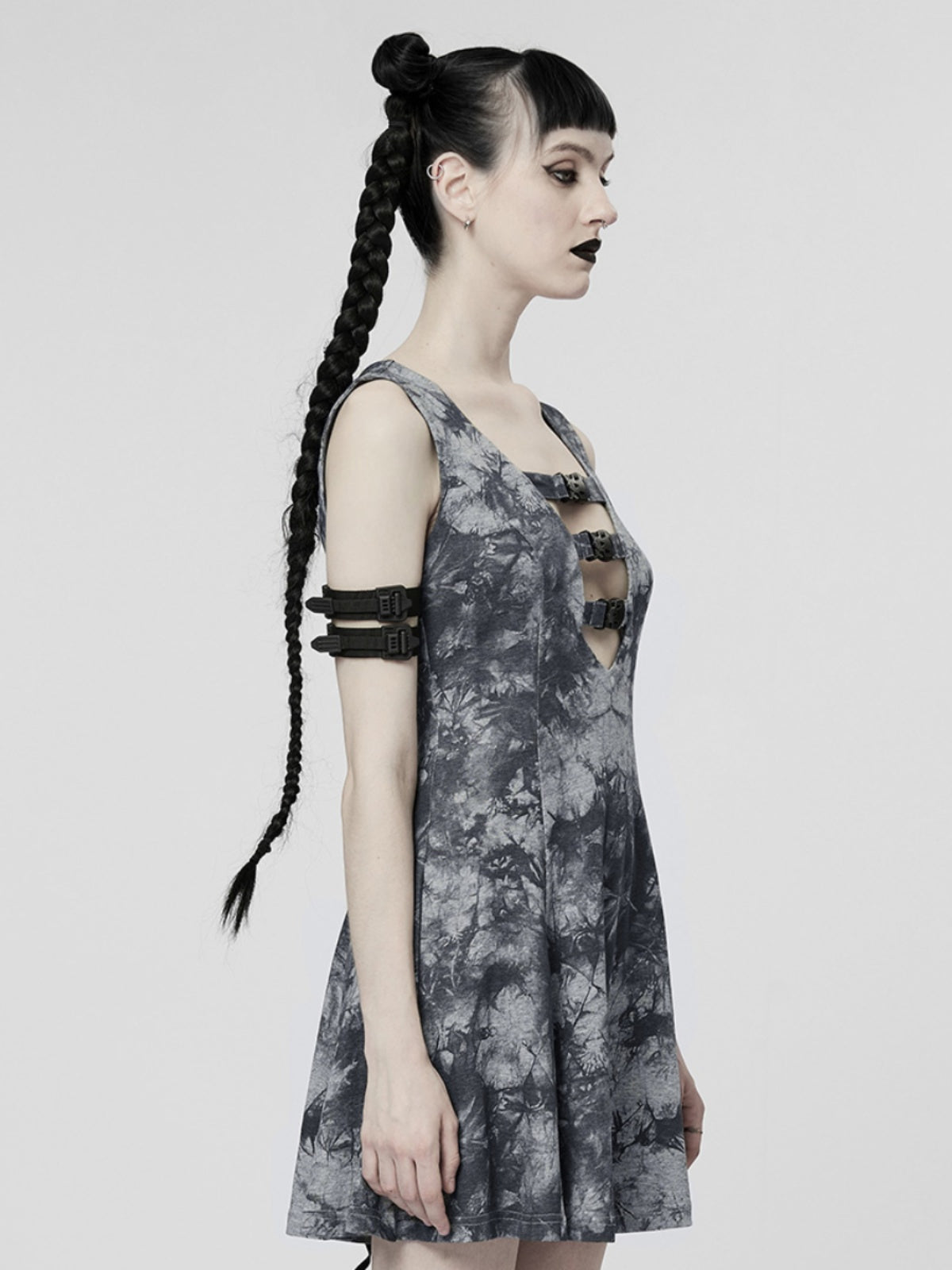 Cyber Sleeveless Backless Chiffon Dress