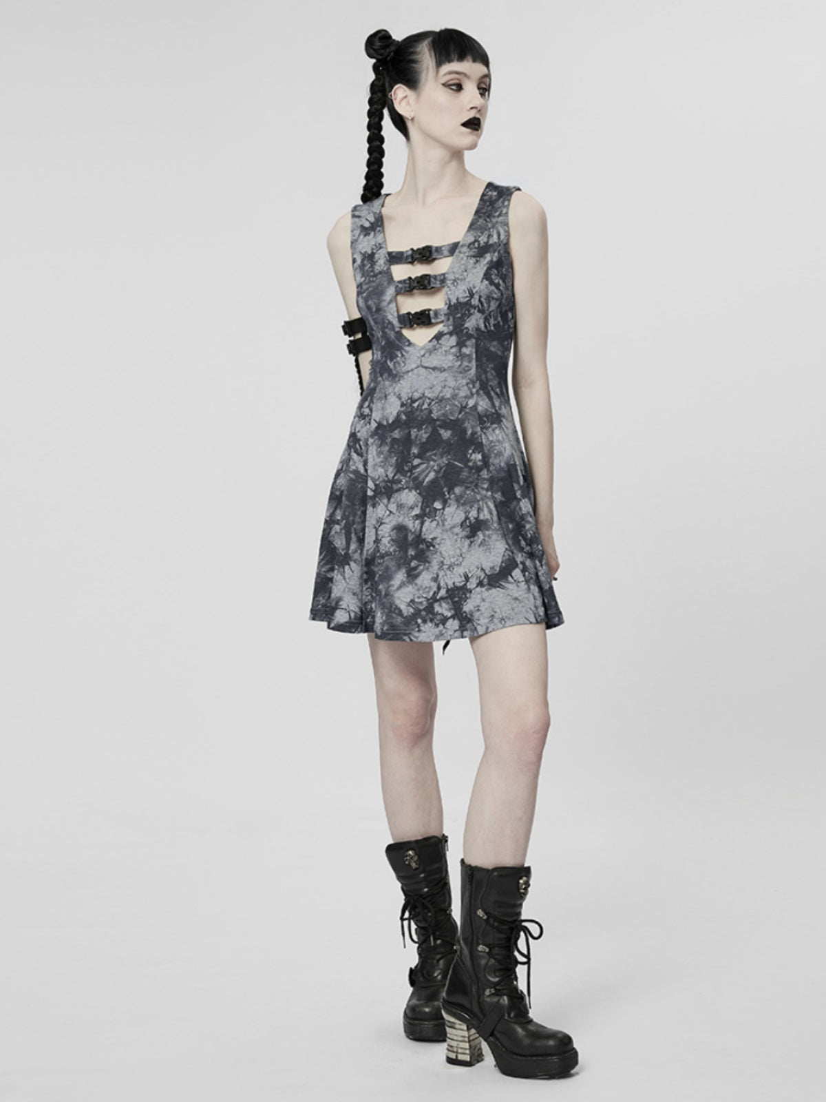 Cyber Sleeveless Backless Chiffon Dress